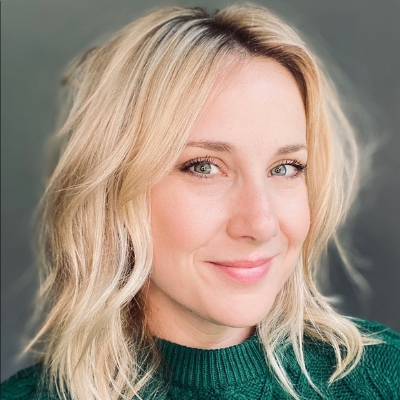 Meet your Posher, Hayley - Picture 3 of 4